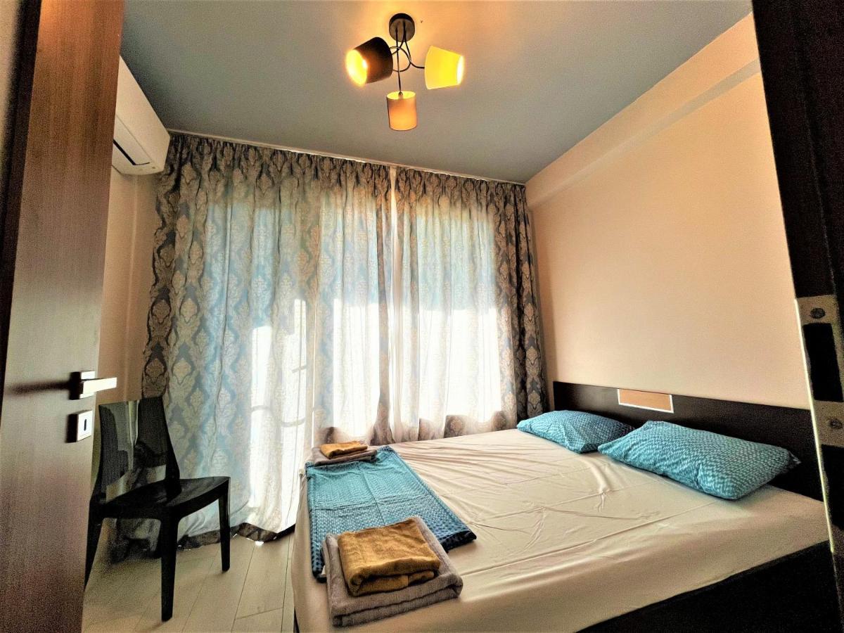 Botabara 312 Self Catering Beach Apartment Pomorie Extérieur photo