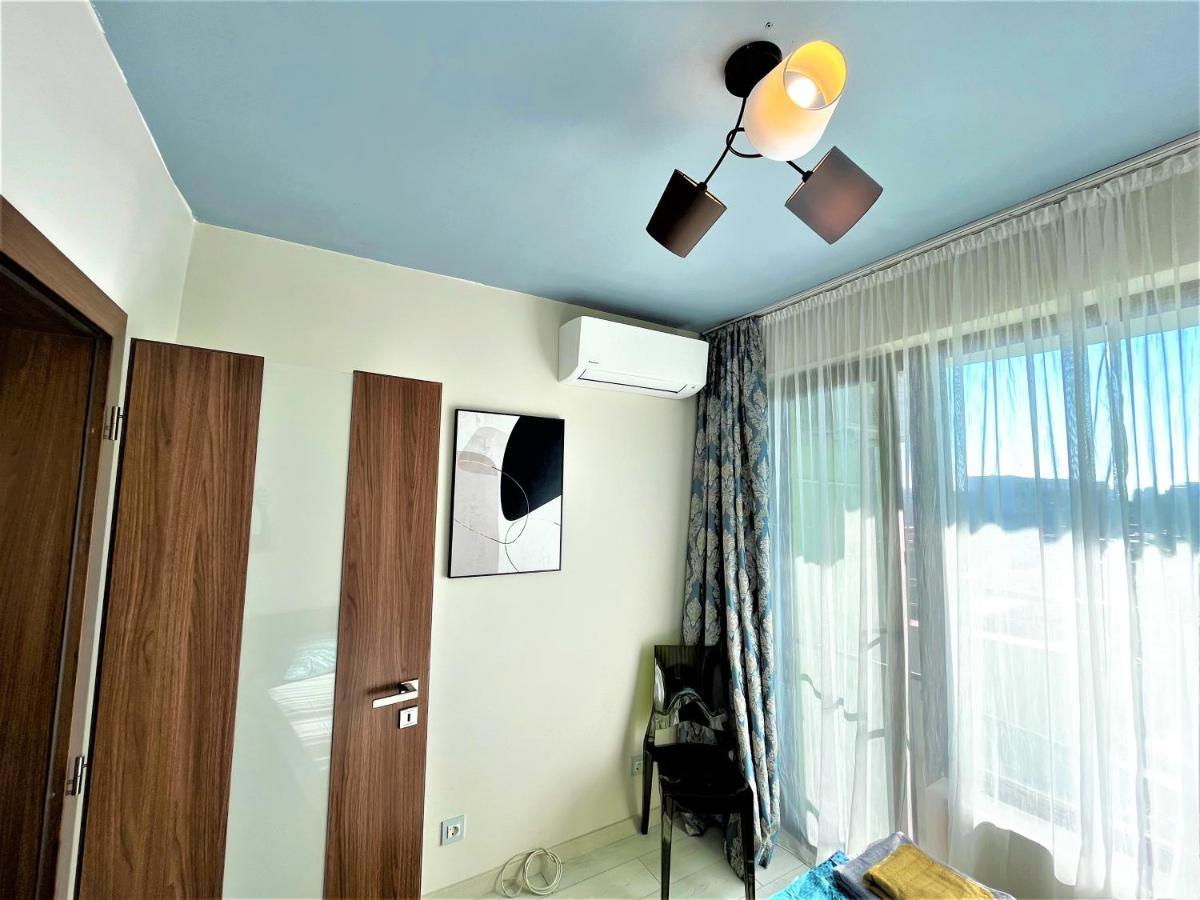 Botabara 312 Self Catering Beach Apartment Pomorie Extérieur photo