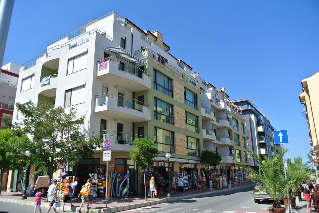 Botabara 312 Self Catering Beach Apartment Pomorie Extérieur photo